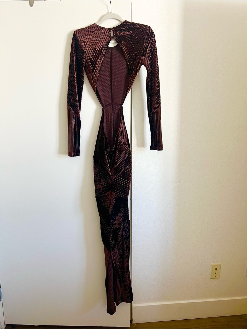NWOT! Michael Costello x REVOLVE Spencer Gown in Chocolate Brown - Picture 5 of 5